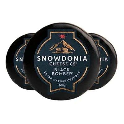 Image of Snowdonia Cheese Company 3 x 200g Black Bomber Extra Mature Cheddar Truckles Gift Hamper