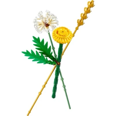 Image of LEGO Botanicals Field Flowers, 77 Pieces, Ages 9+, Paper Bag Building Set 30701