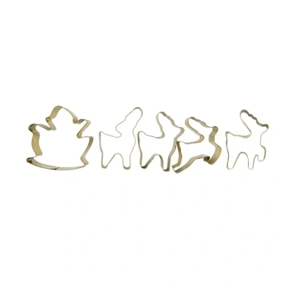 Image of Zenker Christmas Cookie Cutters, 5 Piece Set, Santa Sleigh with Reindeers, 1 x in Sleigh, 4 Biscuit Cutter for Baking, Cutters Pack of 5, Pastry Cutter, Stainless Steel, Gold