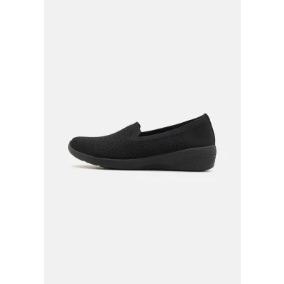 Image of Skechers ARY Clr SKS Womens Trainers Black Knit 8 (41)