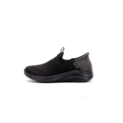 Image of Skechers Women&#039;s Ultra Flex 3.0 Smooth Step Sneaker, Black, 2 UK