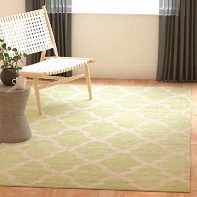 Image of SAFAVIEH Trellis Rug for Living Room, Dining Bedroom Cambridge Collection, Short Pile, in Light Green and Ivory, 122 X 183 cm