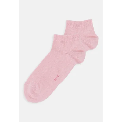 Image of FALKE Women&#039;s Happy Double Pack W Sn Cotton Low Cut Plain 2 Pairs Trainer Socks, Pink Blossom 8645, 5.5 8