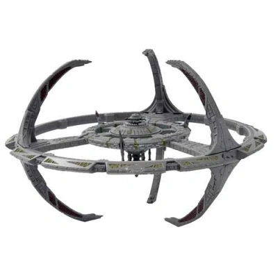 Image of STAR TREK STARSHIPS FIGURINE COLLECTION MAGAZINE SPECIAL #1 DS9 SPACE STATION by EAGLEMOSS PUBLICATIONS LTD
