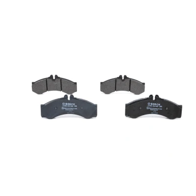Image of 1502032 Brake pad set BOSCH 0 986 424 832 Low Metallic with anti squeak plate MERCEDES BENZ: Vario Minibus, Sprinter 3 T Van