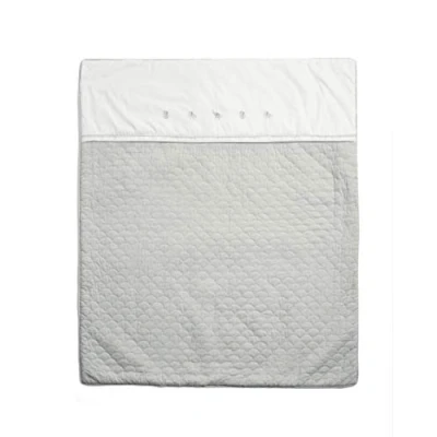 Image of Mamas &amp; Papas Welcome To The World 100% Cotton Cosy Quilt/Coverlet, Machine Washable, 2.5 Tog, W 110 x L 120cm With Embroidered Elephants White/Grey Elephant