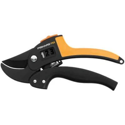 Image of Fiskars PowerStep Pruner Anvil P83, Cutting diameter: 2.4 cm, Steel blades with non stick coating, Length: 19 Black/Orange, 1000575