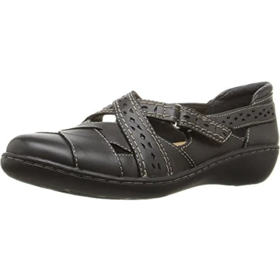 Image of Clarks Women&#039;s Ashland Spin Q Slip On Loafer, Black, 6 UK Wide