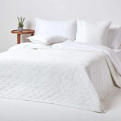 Image of HOMESCAPES Cream Velvet Bedspread Quilted Geometric Throw for Double Bed 200 x cm