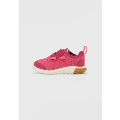 Image of Keen Unisex Trainers for kids, Size: 4k, Red Textile