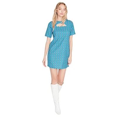 Image of Trendyol FeMan Mini Shift Regular fit Woven Dress Black