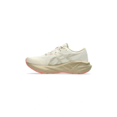 Image of Asics Novablast 5 TR 41½ Brown
