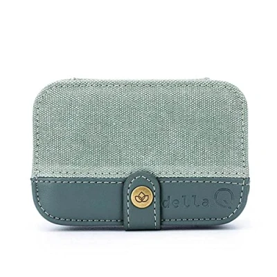 Image of Della Q Buddy Case, Green, One Size