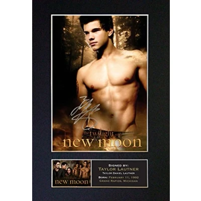 Image of TAYLOR LAUTNER Signed Autograph Mounted Photo Reproduction PRINT A4 Rare Perfect Birthday (297 x 210mm) # (Not Framed)