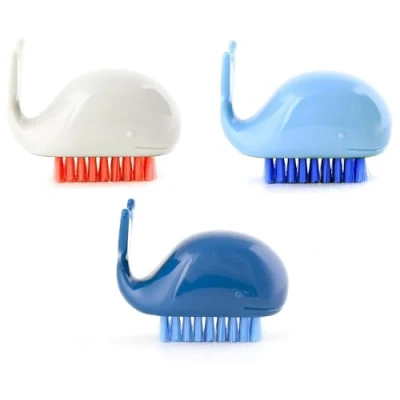 Image of Kikkerland HW35 A Whale Assorted Nail Brush