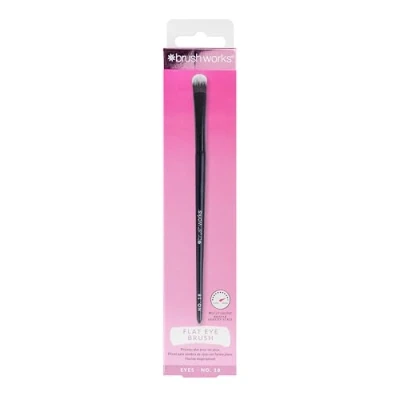 Image of Brushworks No. 18 Flat Eye Brush