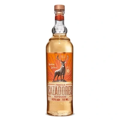 Image of CAZADORES Tequila Reposado, 40% ABV, 70cl / 700ml, Double Distilled Alcohol Made with 100% Blue Weber Agave