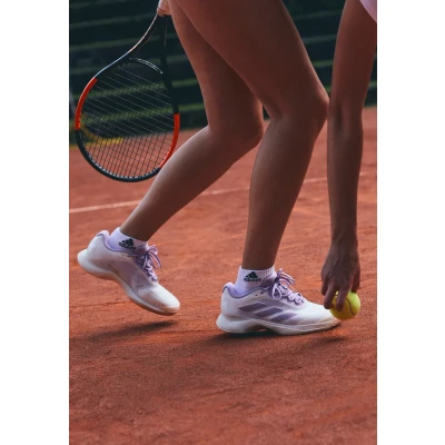 Image of adidas Women&#039;s Avacourt 2 Tennis Shoes, core White/Powder Plum/Aurora Plum, 5.5 UK