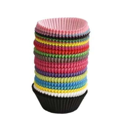 Image of Smart Baking 200 Pack Non Stick Paper Muffin Cases Liners and Cupcake Moulds (200 Pack)