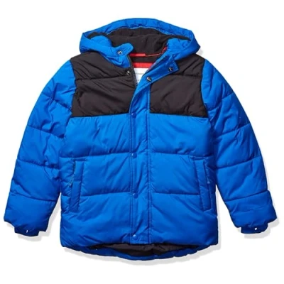 Image of Amazon Essentials Boys&#039; Heavyweight Hooded Puffer Jacket, Black Cobalt Blue Colour Block, 3 Years