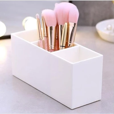 Image of Makeup Brush Holder, 3 Slot Cosmetic Organiser, Organiser Display Storage Holder for Brushes Eyeliners Lipstick Lip Gloss Desk Box (White)