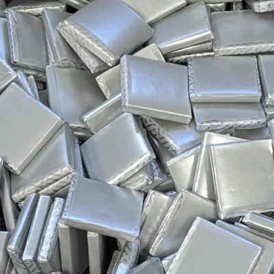Image of Milk Chocolate Neapolitans Plain Blank Foil Wrapped Event Party Favour Sweets (100, Silver Foil)