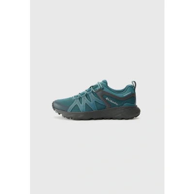 Image of Columbia PEAKFREAK ROAM WATERPROOF men&#039;s Walking Boots in Blue