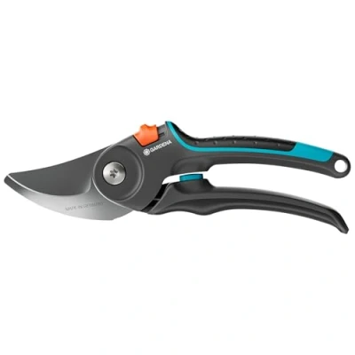Image of GARDENA Secateurs PremiumCut Pro​ Fresh Wood, Bypass, 24 mm Cutting Diameter