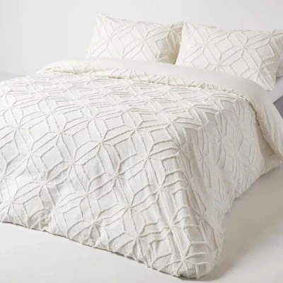 Image of HOMESCAPES Super King Size 100% Cotton White Tufted Duvet Cover Set with Geometric Diamond Textured Pattern 180 Thread Count Pure Soft Quilt Pillowcases