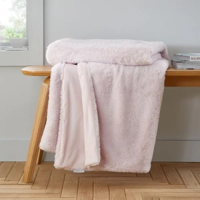 Image of Catherine Lansfield Cosy Glamour Fur 130x170 cm Blanket Throw Blush Pink