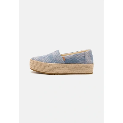 Image of TOMS Valencia Espadrilles, Women&#039;s, Size: 9, Light blue shoes