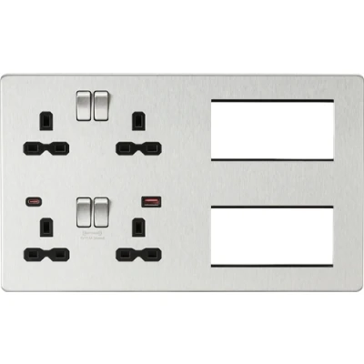 Image of KnightsBridge Screwless Combination Plate with Dual USB FASTCHARGE A+C Brushed Chrome black insert