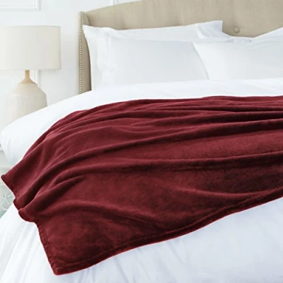 Image of Amazon Basics Throw Blanket, Not Heated, Made of Soft Velvet Plush, Burgundy, 168 x 229 cm