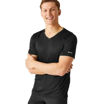 Image of Regatta Men&#039;s Fingal V Neck T Shirt, Black, M