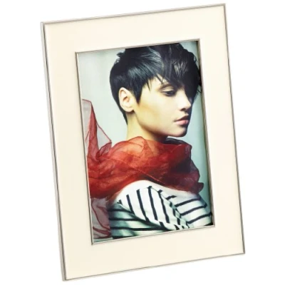 Image of walther Design Picture Frame mother of pearl 13 x 18 cm Mathis Portrait VA318C