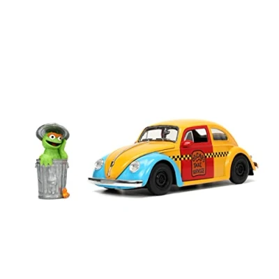 Image of Sesame Street 1:24 1959 Volkswagen Beetle Die cast Car &amp; 2.75&quot; Oscar The Grouch Figure, Toys for Kids and Adults
