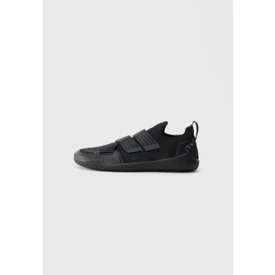 Image of TYR Unisex Training shoe, Size: 5, Black shoes