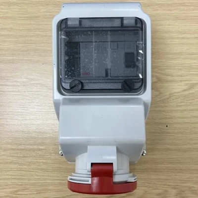 Image of Garo 32 amp 5 Pin Socket with 40A 30mA RCD, 380 415V IP44 3P+N+E Red Three Phase