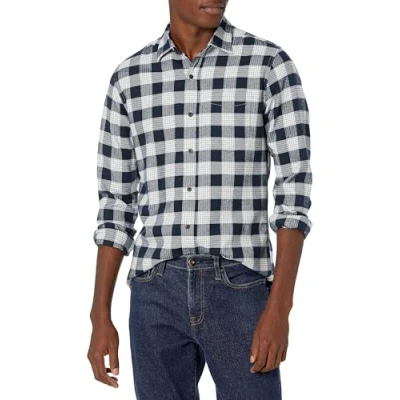 Image of Amazon Essentials Men&#039;s Long Sleeve Flannel Shirt (Available in Big &amp; Tall), Navy Plaid, M