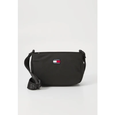 Image of Tommy Jeans Women&#039;s Daily Shoulder Bag with Zip, Black (Black), One Size