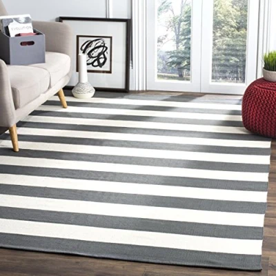 Image of SAFAVIEH Modern Rug for Living Room, Dining Bedroom Montauk Collection, Short Pile, in Grey and Ivory, 152 X 244 cm