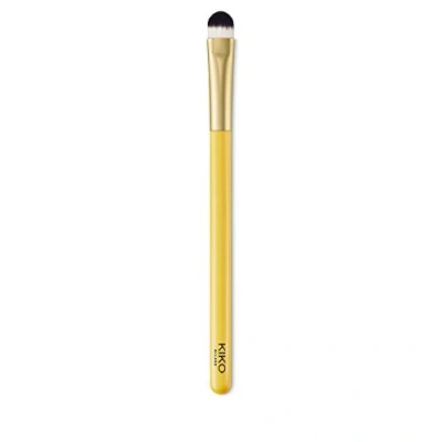 Image of KIKO Milano Smart shading brush 202 Flat eye contour with synthetic fibres for