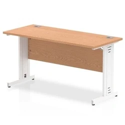 Image of Impulse 1400 x 600mm Straight Desk Oak Top White Cable Managed Leg