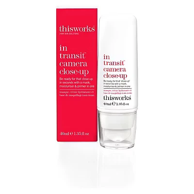 Image of This Works in Transit Camera Close Up, 40 ml Hydrating Primer for a Long Lasting and Flawless Finish to Make Up 3 1 Face Moisturiser, Mask with Vitamin C Hyaluronic Acid