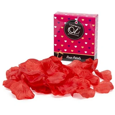 Image of Lovehoney Red Oh! Romantic Rose Petals Reusable &amp; Unscented Fabric Pack of 75/80
