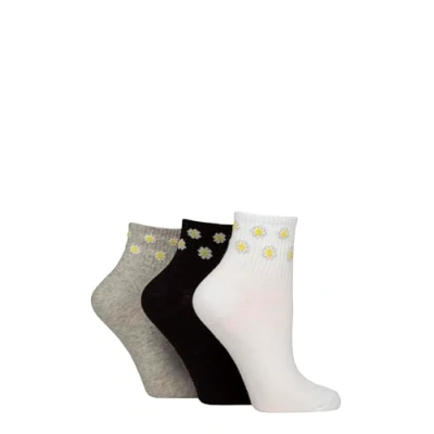 Image of Women&#039;s 3 Pair SOCKSHOP Wildfeet Plain Mid Cut Ribbed Crew Socks Flowers 4 8