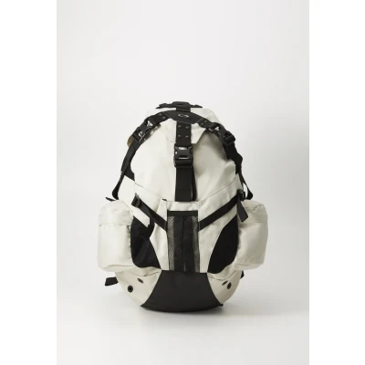 Image of Oakley ICON Backpack Unisex Rucksack, Size: One Size, Mist
