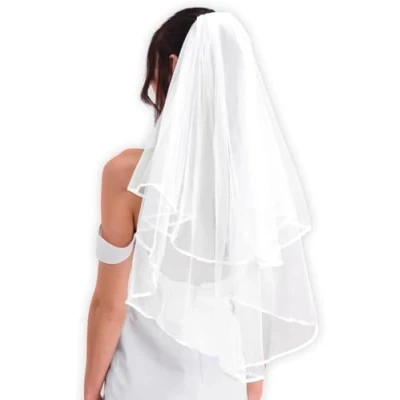 Image of Lovunshou Bridal Veil Wedding Vails Women&#039;s Simple Short Veils with Comb for Brides Shower Bachelorette Hen do Night Party Chucky Costume Halloween Girls First Communion (White)