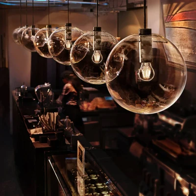 Image of Philips E27 A60 LED bulb filament 4W 2,700K clear