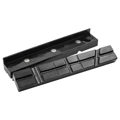 Image of Faithfull FAIMAGVJ200 Magnetic Plastic Vice Jaws 200mm (8in)